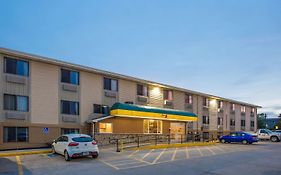 Super 8 Iowa City Coralville